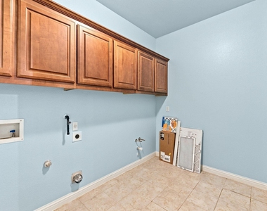 2909 Arbor Ct - Photo Thumbnail 17