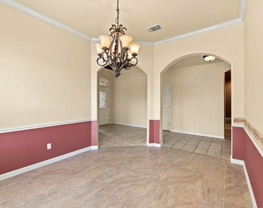 2909 Arbor Ct - Photo Thumbnail 6