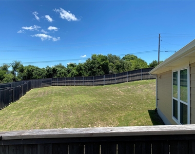 5712 Respinto Dr - Photo Thumbnail 2