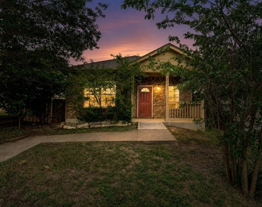 5625 Signal Point Pt - Photo Thumbnail 4