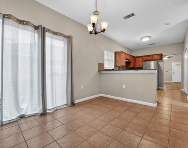 5625 Signal Point Pt - Photo Thumbnail 13