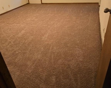 9903 Grand Oak Dr - Photo Thumbnail 23