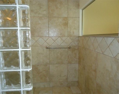 9903 Grand Oak Dr - Photo Thumbnail 22