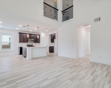 8008 Prairie Rye Dr - Photo Thumbnail 19