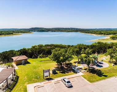 8008 Prairie Rye Dr - Photo Thumbnail 33