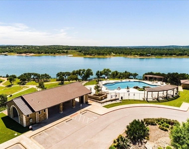 8008 Prairie Rye Dr - Photo Thumbnail 32