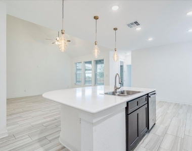 8008 Prairie Rye Dr - Photo Thumbnail 22
