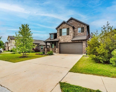 8008 Prairie Rye Dr - Photo Thumbnail 17