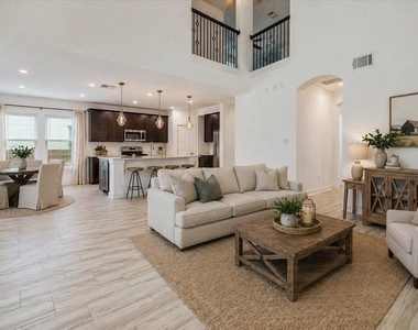 8008 Prairie Rye Dr - Photo Thumbnail 2