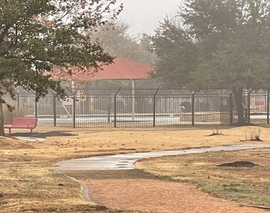 711 Rolling Oak Dr - Photo Thumbnail 31