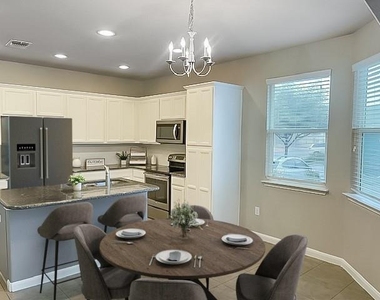 711 Rolling Oak Dr - Photo Thumbnail 1