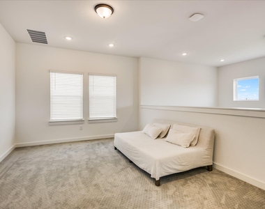 253 Darley Oak Dr - Photo Thumbnail 11