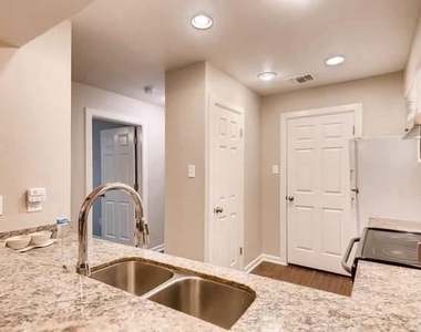 5313 Indio Dr - Photo Thumbnail 6