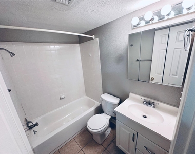 2500 Burleson Rd - Photo Thumbnail 20