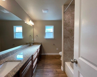 925 Coriander Rd - Photo Thumbnail 23