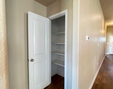 925 Coriander Rd - Photo Thumbnail 31