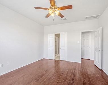 16012 Remington Reserve Way - Photo Thumbnail 12