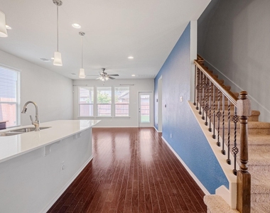 16012 Remington Reserve Way - Photo Thumbnail 24