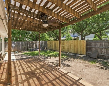 1310 Brighton Bend Ln - Photo Thumbnail 28