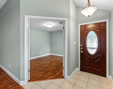 1310 Brighton Bend Ln - Photo Thumbnail 21