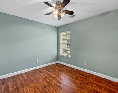1310 Brighton Bend Ln - Photo Thumbnail 25