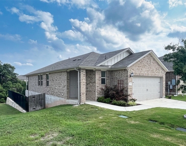 241 Serpens St - Photo Thumbnail 1
