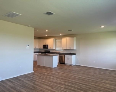 639 Papaya Dr - Photo Thumbnail 11
