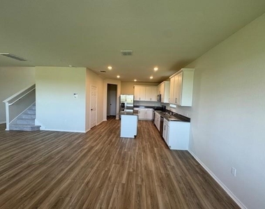 639 Papaya Dr - Photo Thumbnail 23