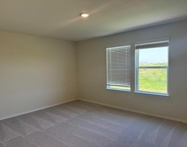 639 Papaya Dr - Photo Thumbnail 32