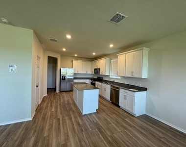 639 Papaya Dr - Photo Thumbnail 22