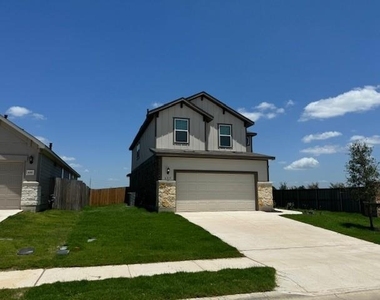 639 Papaya Dr - Photo Thumbnail 2