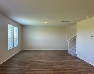 639 Papaya Dr - Photo Thumbnail 15