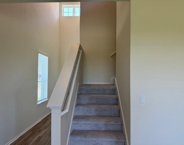 639 Papaya Dr - Photo Thumbnail 24