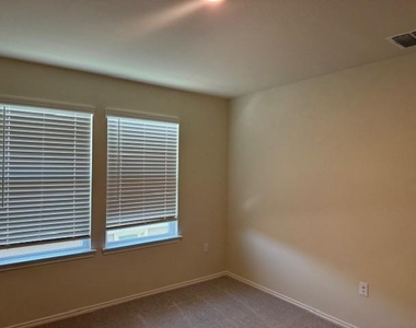 639 Papaya Dr - Photo Thumbnail 26