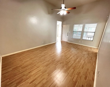803 Sable Trail Ct - Photo Thumbnail 1