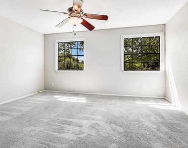 7700 Wakefield Dr - Photo Thumbnail 9