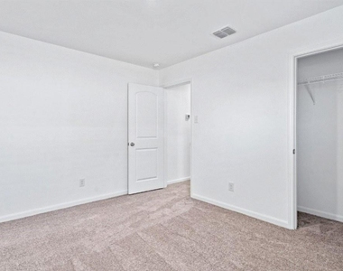 973 Shady Brook - Photo Thumbnail 15