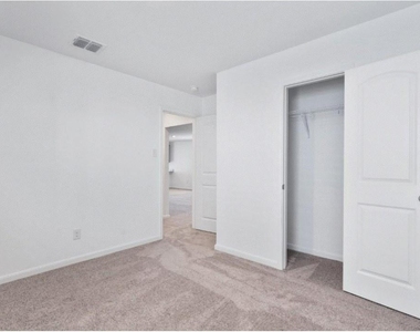 973 Shady Brook - Photo Thumbnail 17