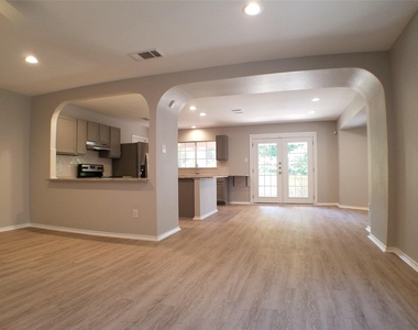 11208 Blairview Ln - Photo Thumbnail 1