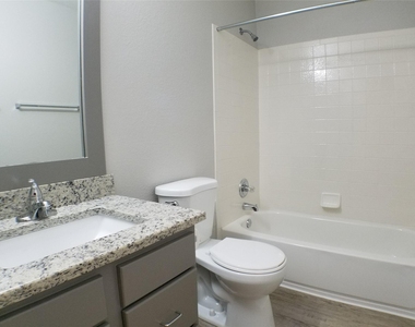 11208 Blairview Ln - Photo Thumbnail 19