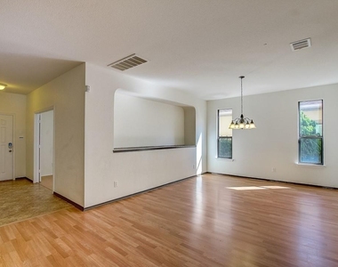 507 Tyree Rd - Photo Thumbnail 2