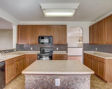 507 Tyree Rd - Photo Thumbnail 3