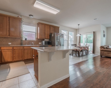 2995 Peacemaker St - Photo Thumbnail 15