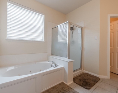 2995 Peacemaker St - Photo Thumbnail 25
