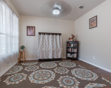 2995 Peacemaker St - Photo Thumbnail 8