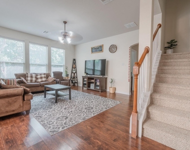 2995 Peacemaker St - Photo Thumbnail 9