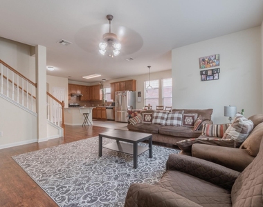 2995 Peacemaker St - Photo Thumbnail 12
