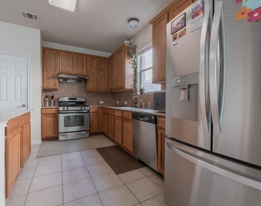 2995 Peacemaker St - Photo Thumbnail 13