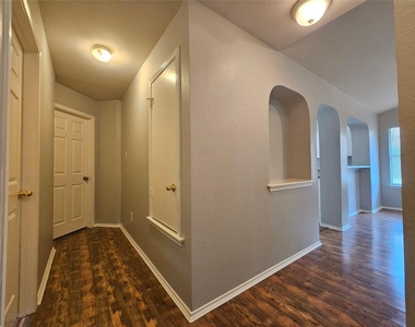 4211 Mather - Photo Thumbnail 13