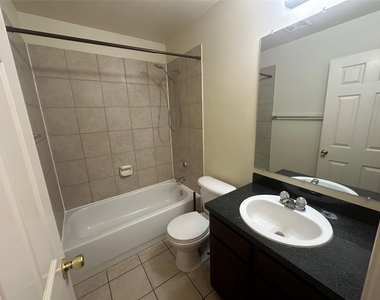 1408 Bergin Ct - Photo Thumbnail 14